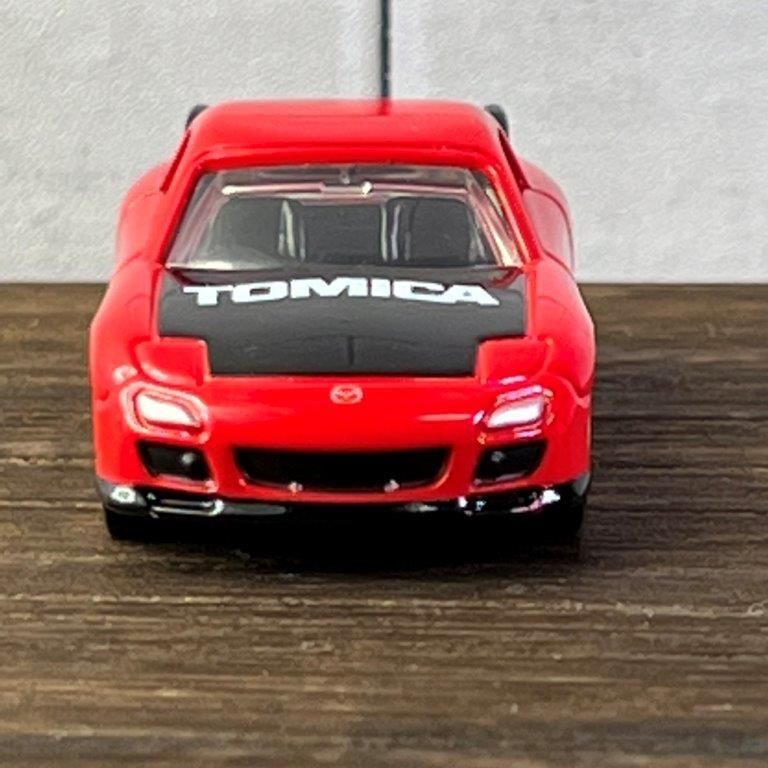 トミカ博組み立て工場マツダＲＸ-７赤青白３台(シート赤)ラスト1-