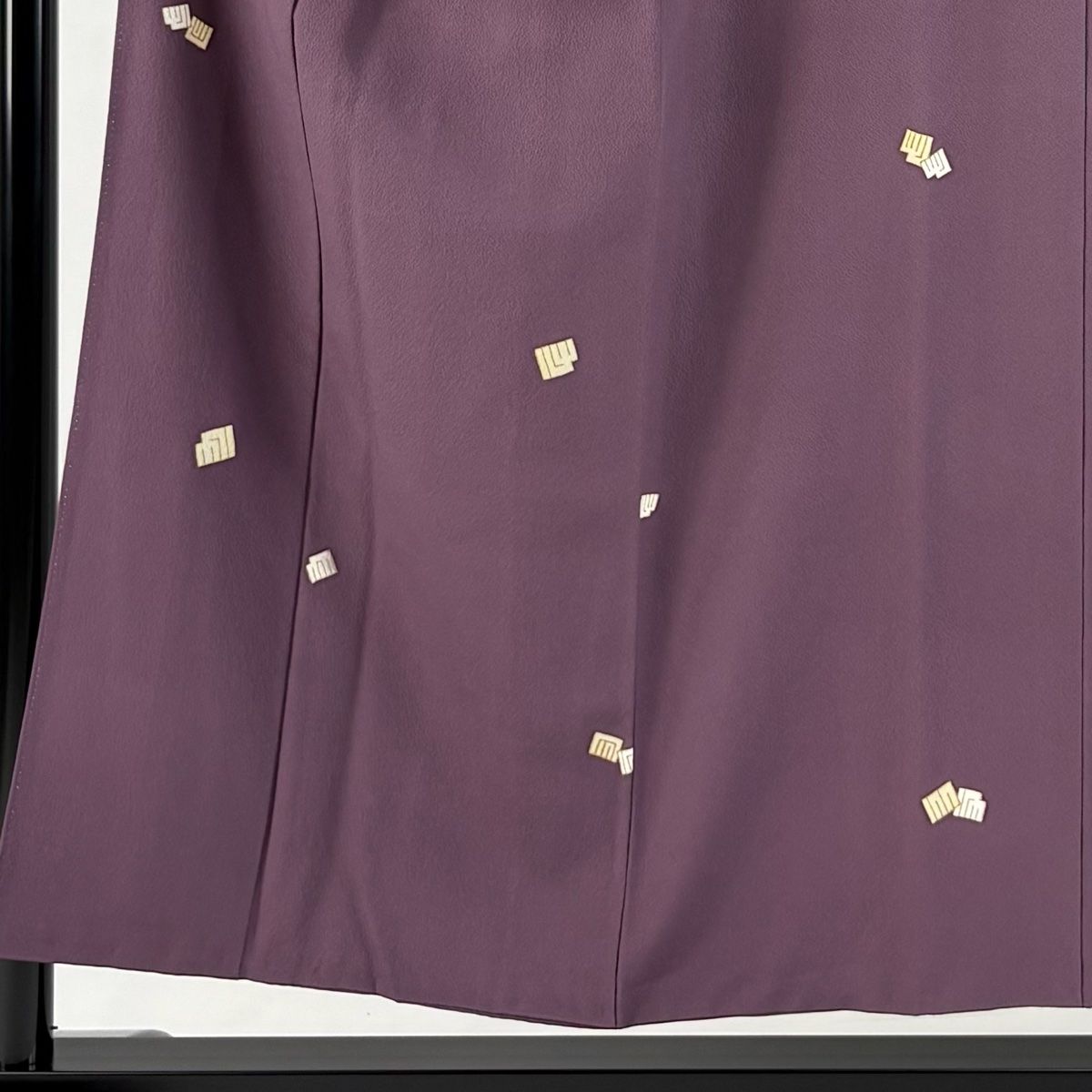 小紋 身丈153.5cm 裄丈64cm M 袷 洛楽人 落款 源氏香 金彩 紫 正絹