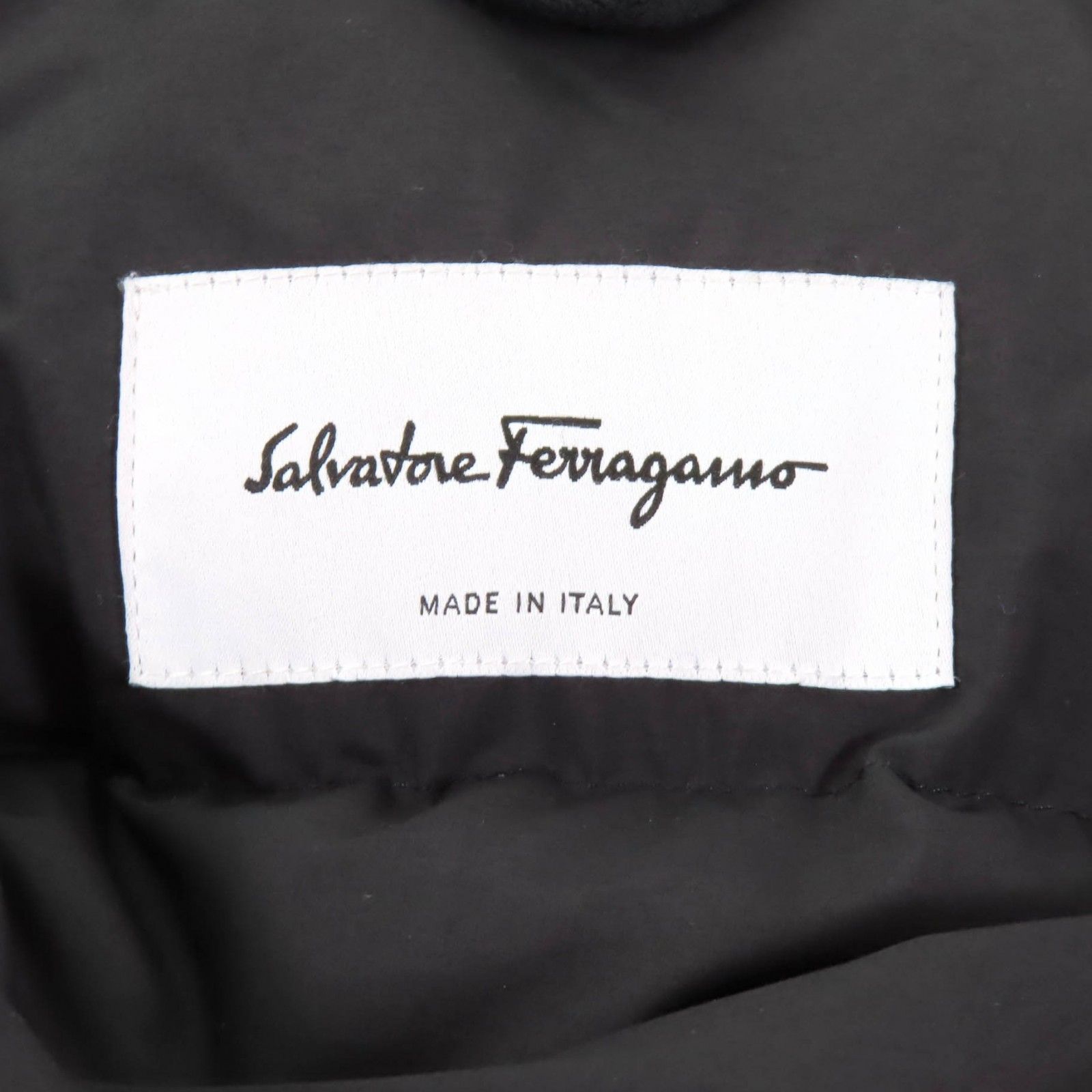 【Salvatore Ferragamo】美品フェラガモ ダウンコート 38 2025年最新】Yahoo!オークション -フェラガモ ダウン 38の中古品