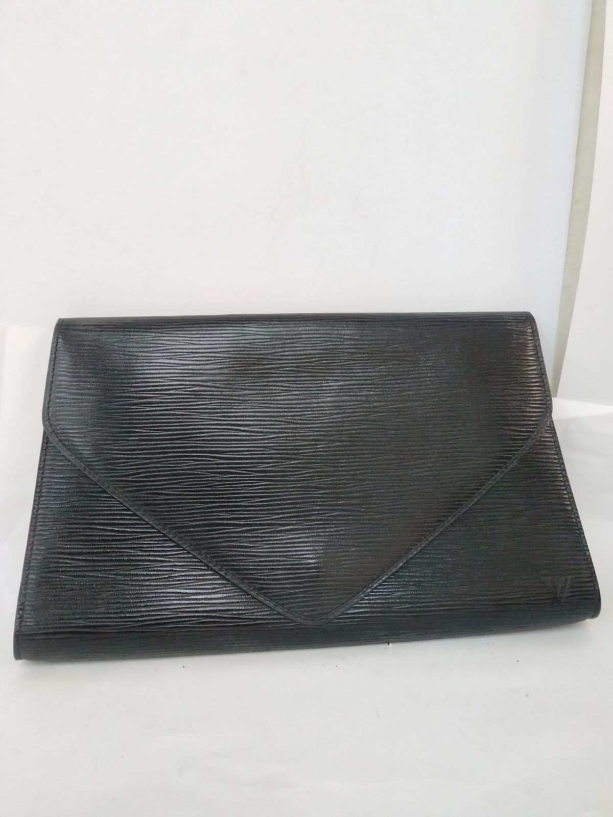 LOUIS VUITTON クラッチバッグ エピ アールデコ 黒 VI864 保存袋付