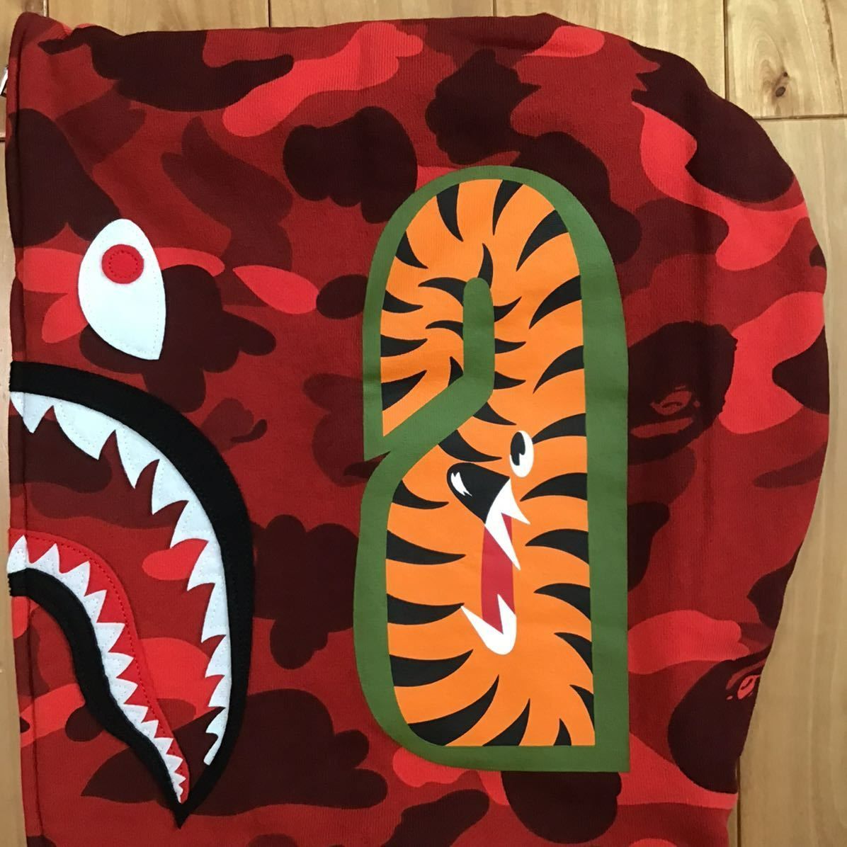 ☆美品☆ Red camo シャーク パーカー Lサイズ shark full zip