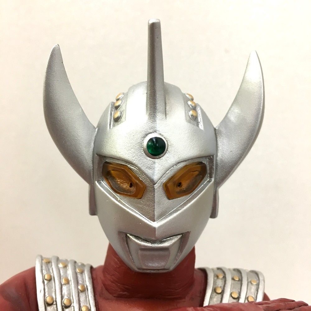 ウルトラマンタロウ