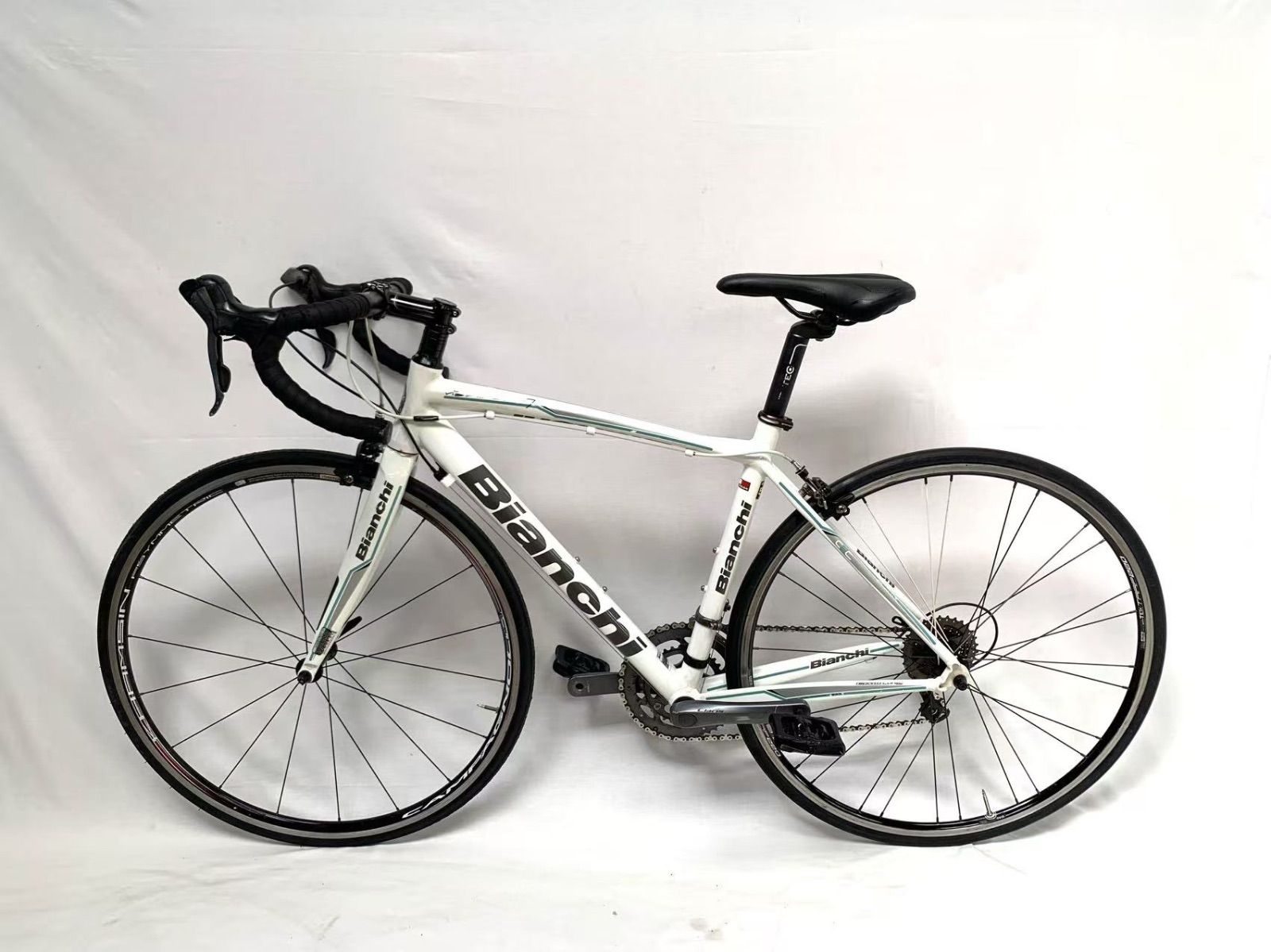 送料無料 ビアンキ Bianchi ロードバイク ALU HYDRO 超軽量10.2キロ