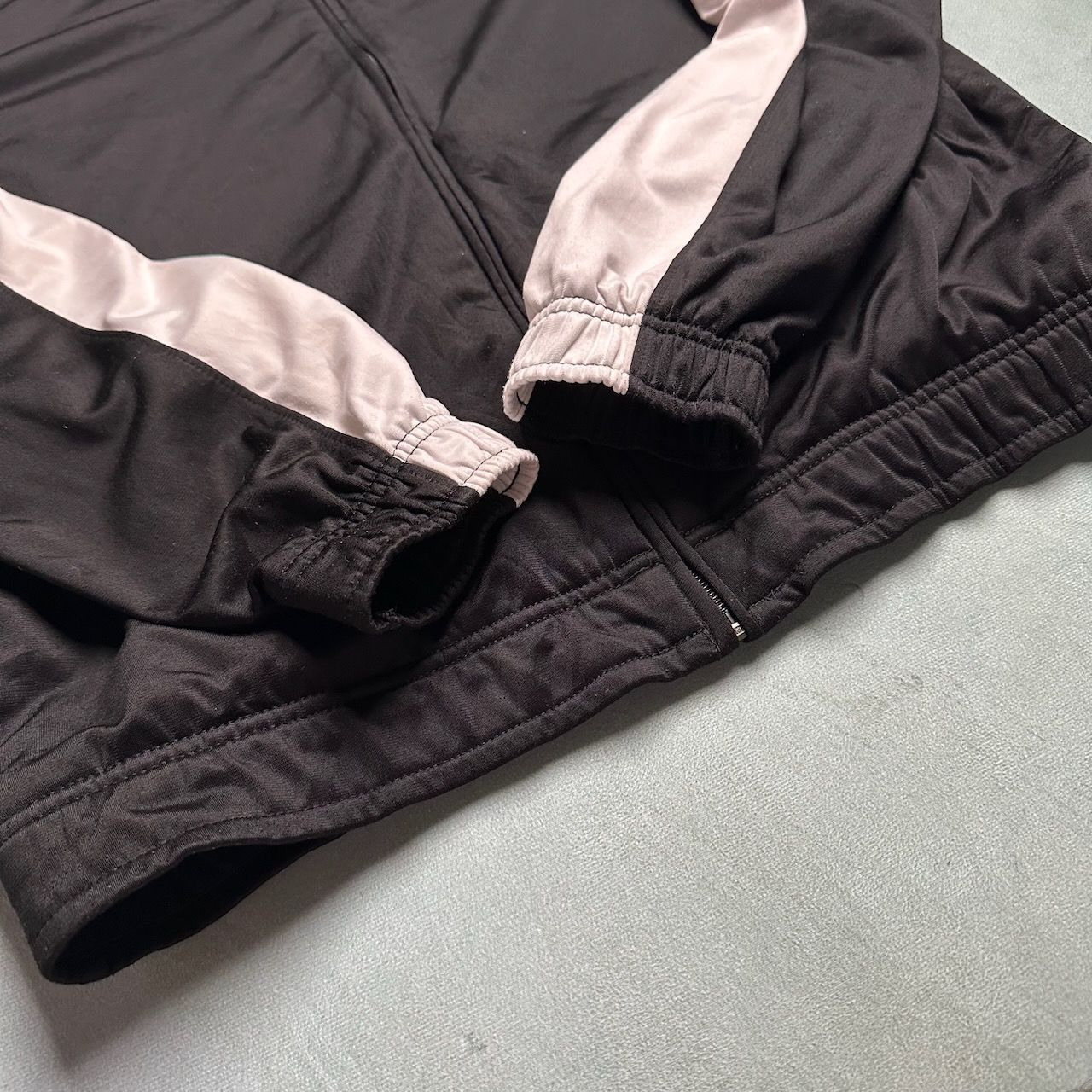 PUMA プーマ トラックジャケット ジャージ ブラック 黒 古着