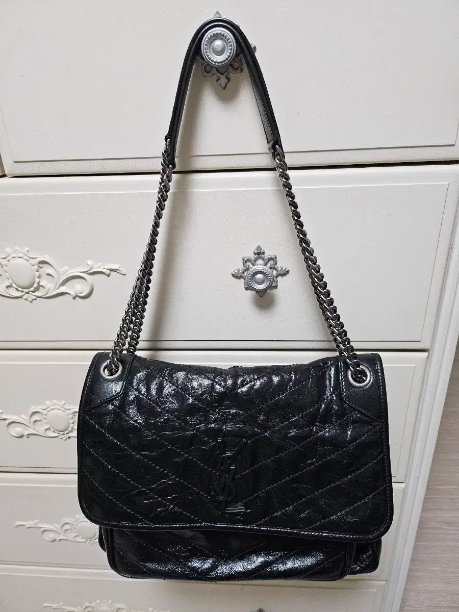 入手困難 Saint Laurent サンローラン ブラック キルティング チェーン ショルダーバッグ