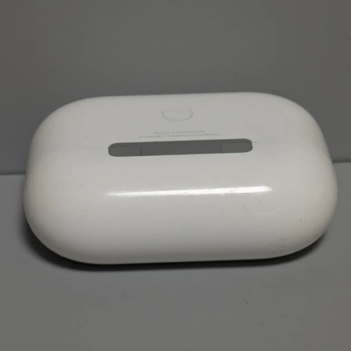 キ*ツ様 AirPods Pro 第1世代(A2190) ワイヤレス充電対応☆ノ 正規品♡AirPodsPro第1世代A2190充電ケースのみ Apple AirPods