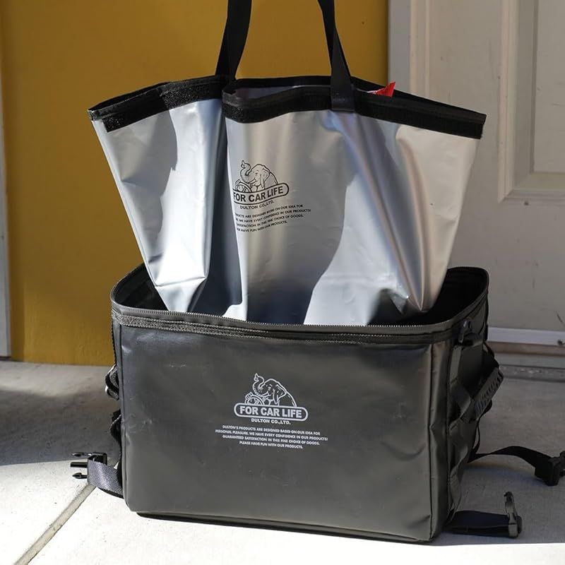 クーラーボックス