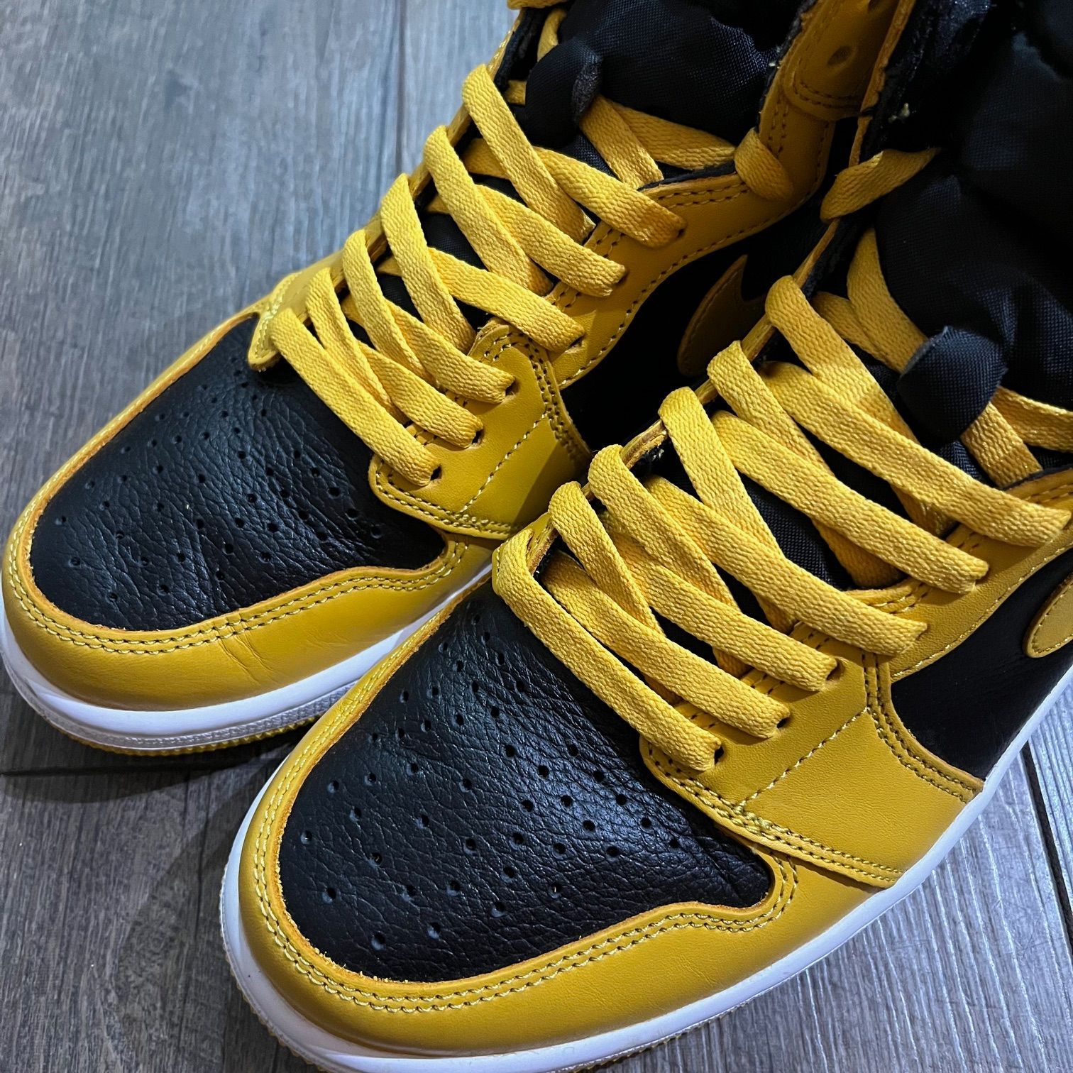 国内正規 NIKE AIR JORDAN 1 RETRO HIGH OG POLLEN ナイキ エアジョーダン 1 レトロ ハイ OG パラン  555088-701 スニーカー 27cm 62889A - メルカリ