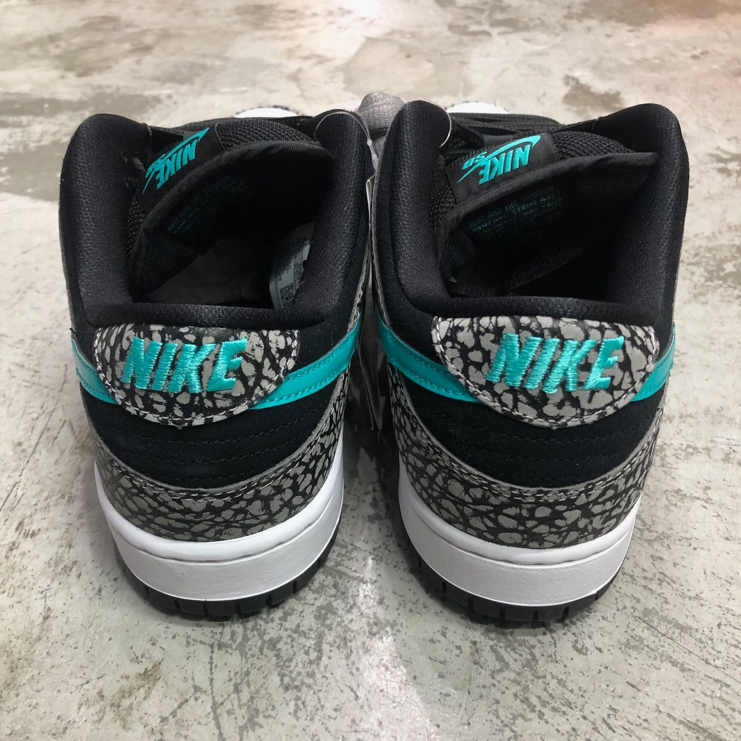 未使用品 国内正規 NIKE SB Dunk Low Elephant Safari BQ6817-009 