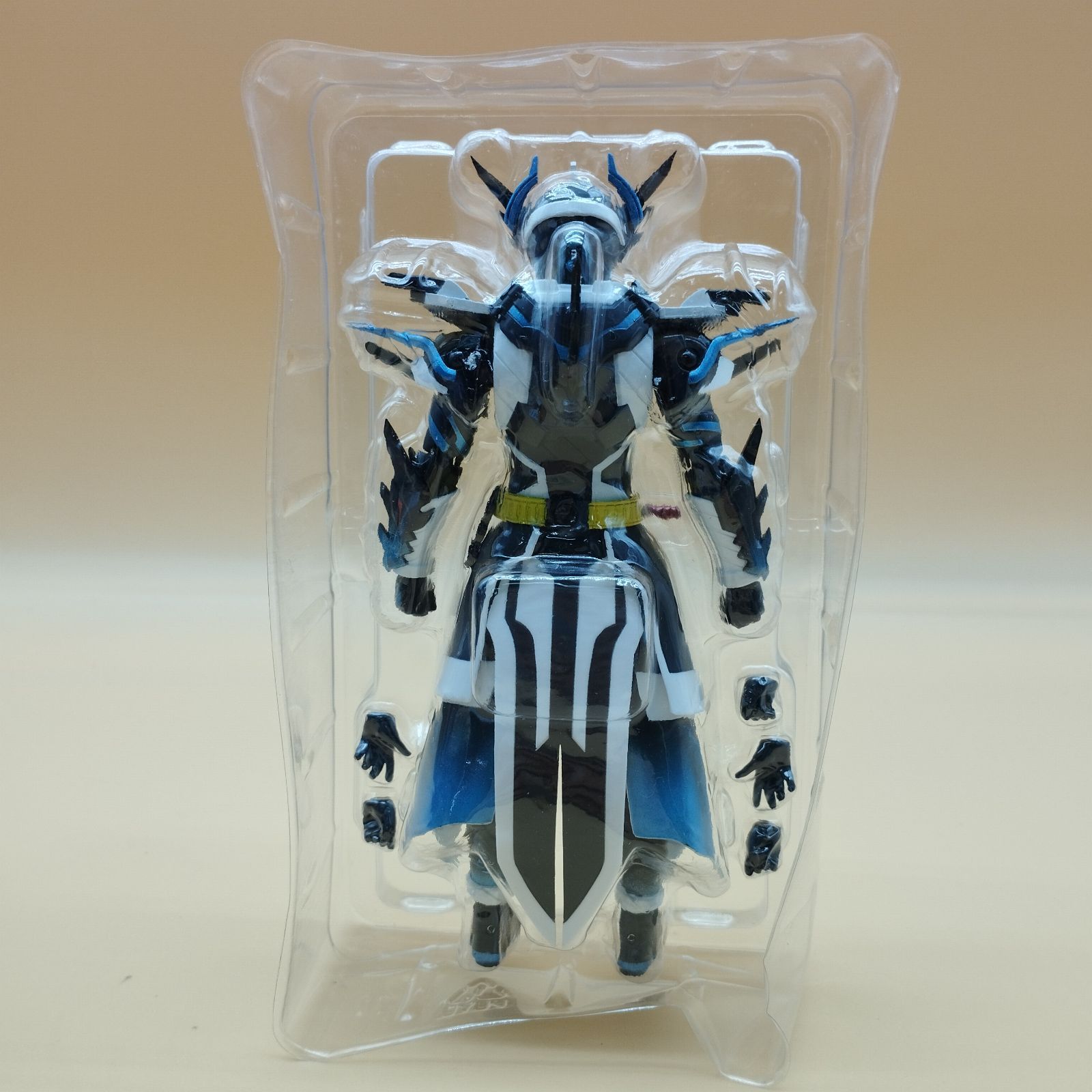 S12210】フィギュア S.H.Figuarts 仮面ライダークローズエボル 【公式 
