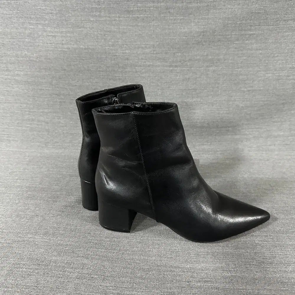 SCHUTZ アンクルブーツ|レディース