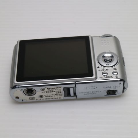 超 DMC FX 01 シルキーシルバー Panasonic LUMIX デジカメ 本体 02000