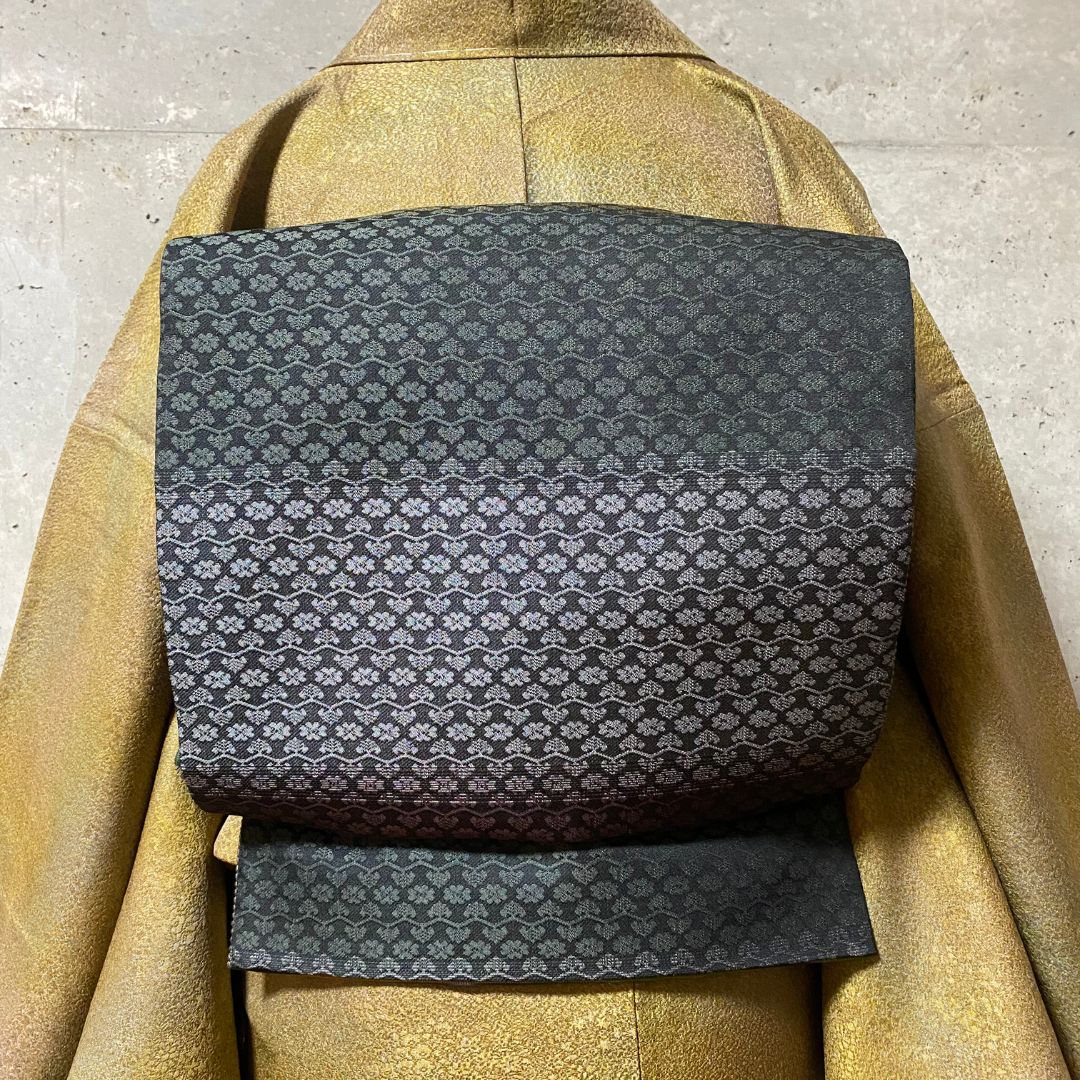 新品 未使用 正絹 袷 色無地 小紋 陶彩染 加藤唐九郎 刺繍 薄紫 色無地 セット 袷 陶彩染 加藤唐九郎 黄色 - メルカリ