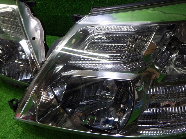 10アルファード ヘッドライト 左右 HID ANH MNH 10 15 後期 58-15 5 トヨタ バラスト付 251010037