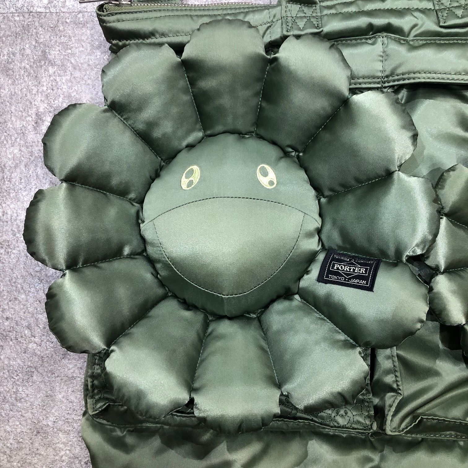 PORTER  村上隆 コラボ ショルダーバッグ ヘルメットバッグ PORTER - 村上隆 × ポーター フラワー ヘルメット バッグ