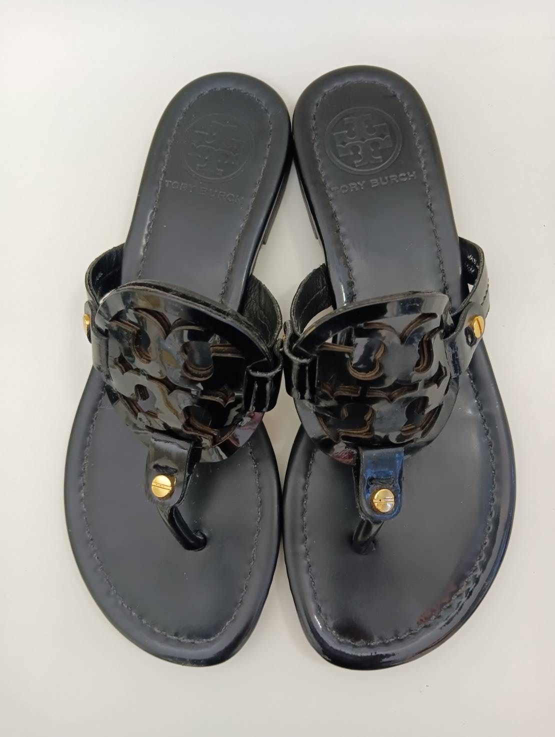 web限定セール 中古品】 TORY 黒ブラック サンダル トング BURCHトリーバーチ 靴