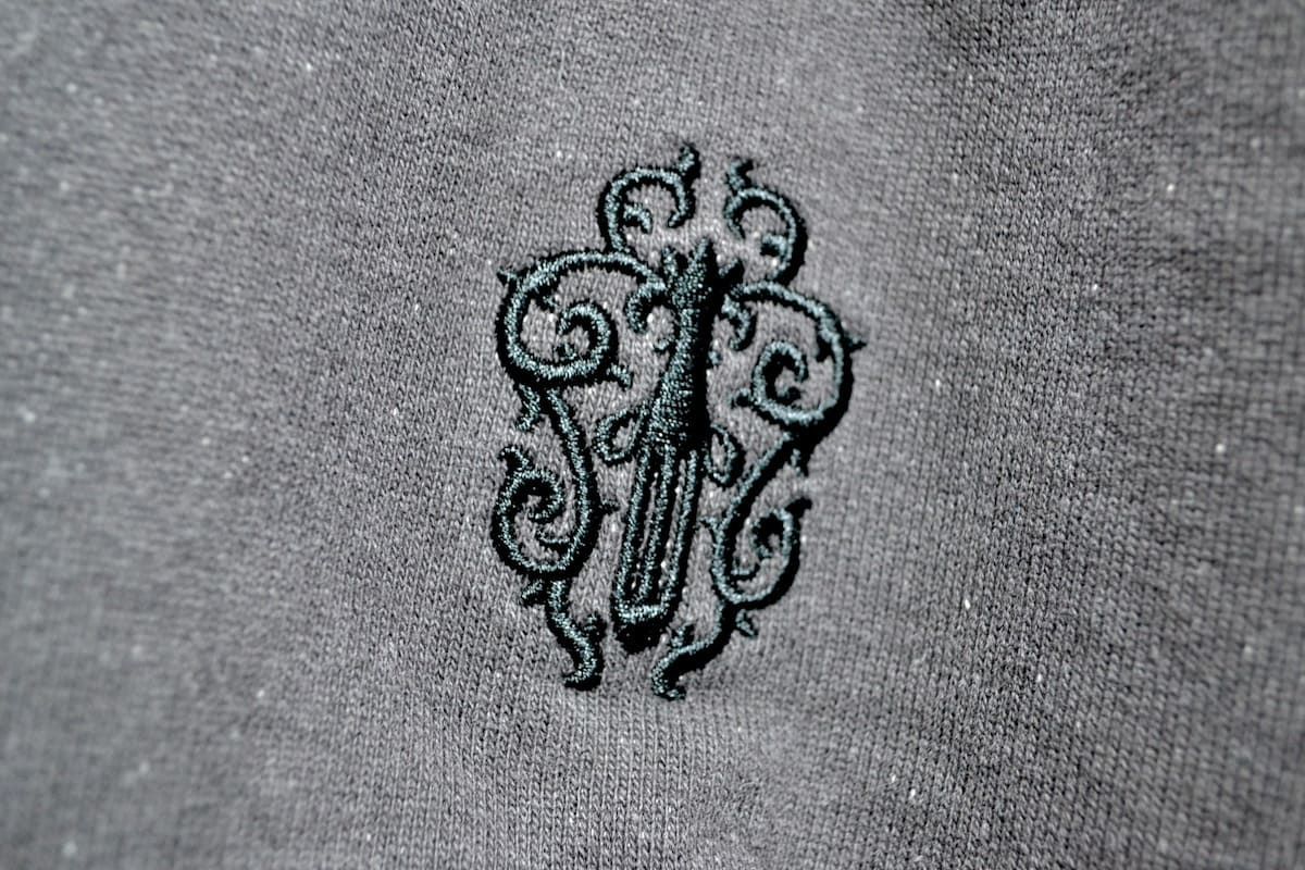Chrome Hearts ダガー刺繍プルオーバーパーカー Y NOT