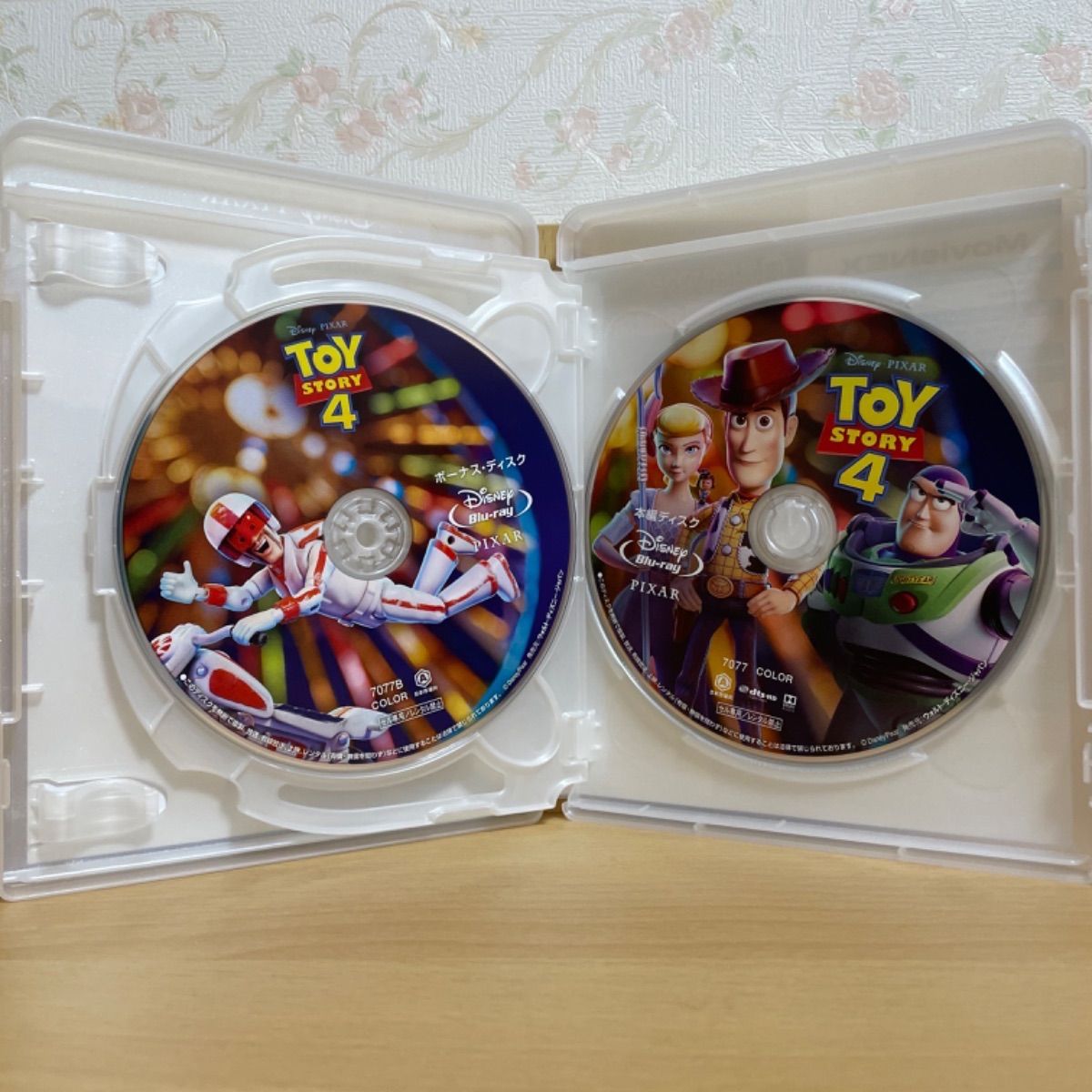 ディズニー　DVD 純正ケース付き　3点セット　国内正規品　未再生　タイトル自由DVD/ブルーレイ