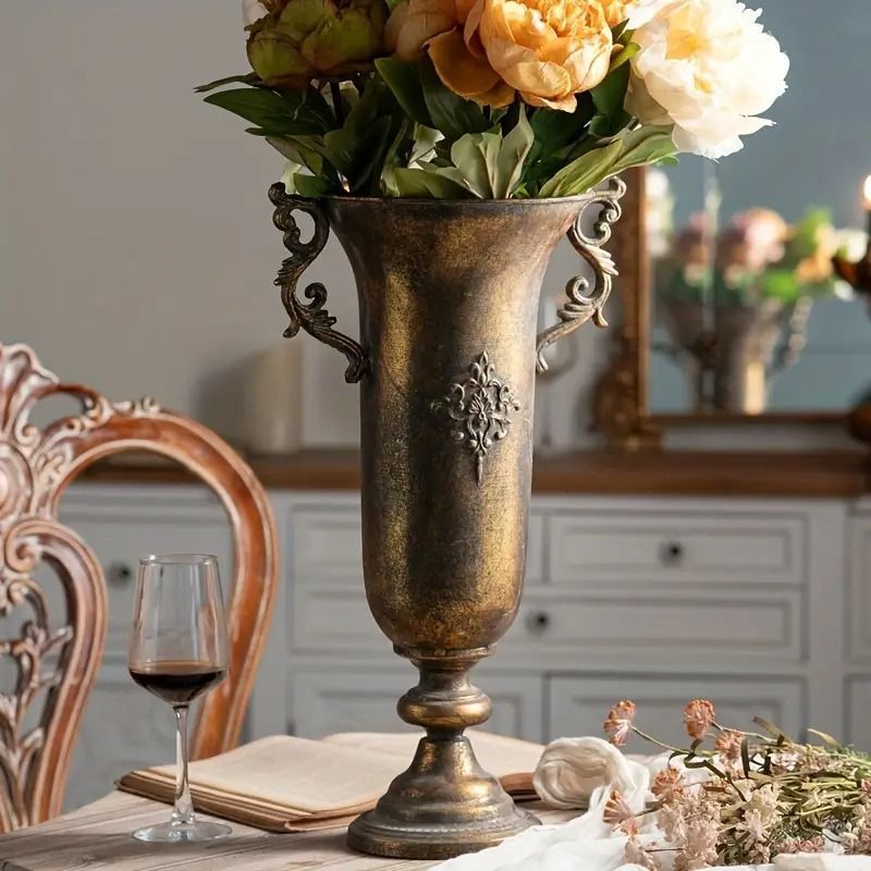 大倉陶園 大倉陶園 OKURA 金彩バラ模様 花瓶 花器 高さ35cm OKURA