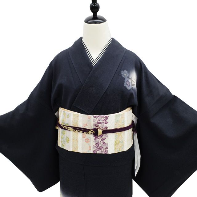 【中古】 訪問着 リサイクル 着物 正絹 袷 墨黒 手描き 銀彩加工 ラメ加工 ぼかし染 花更紗 地紋 桜 フォーマル 春 秋 冬 仕立て上がり 身丈167 裄丈68.5 Ｌサイズ みやがわ hm0026