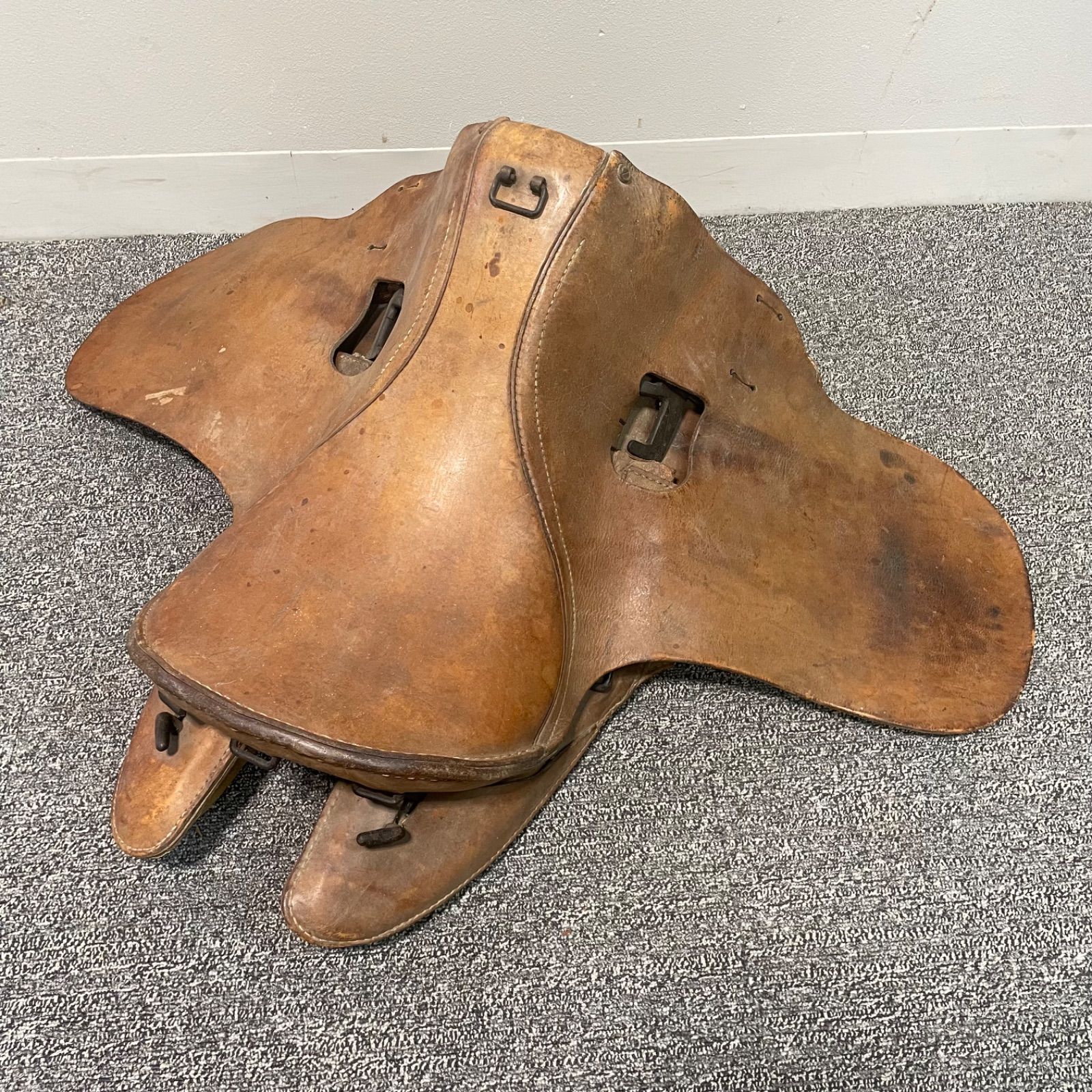 茶色のレザー乗馬用鞍 ウエスタン ポニー鞍 TOPEKA (ウエスタン鞍