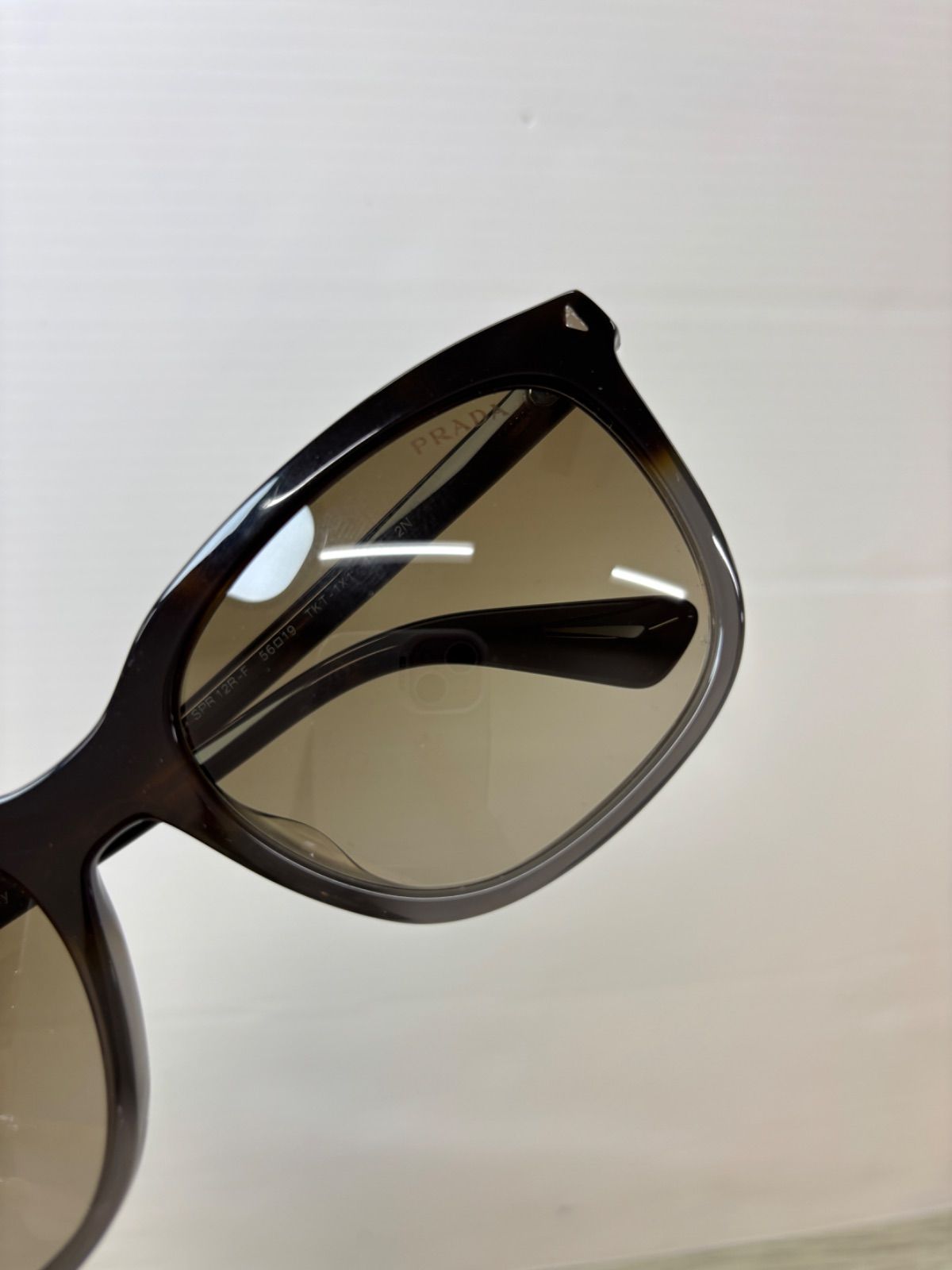 PRADA プラダサングラスSPR12R-F - メルカリ
