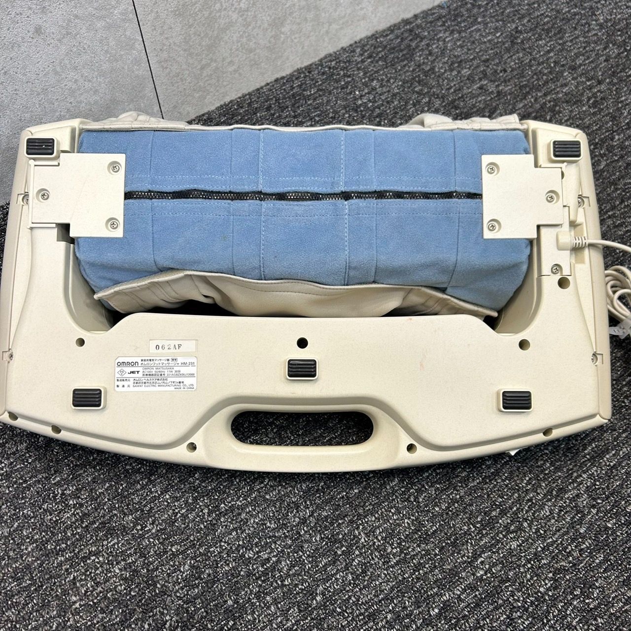 OMRON　フットマッサージャ HM-231　TOKOTON FOOT 美品 マッサージ器オムロン ⁄ フットマッサージャ TOKOTON FOOT 指圧