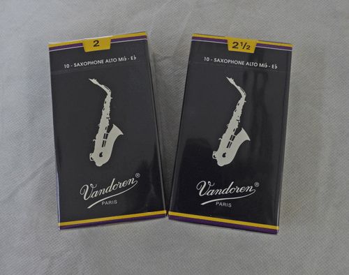 バンドーレン アルトサックスリード トラッド 2番＆２.5番 各１箱セット 超