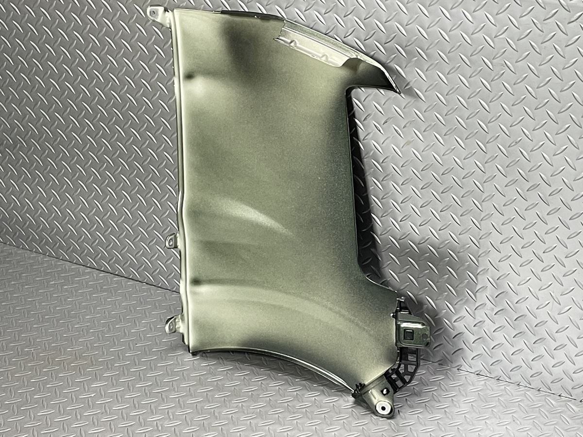 送料無料【新車外し】エブリイ 純正フェンダー左 緑ZVDクールカーキ