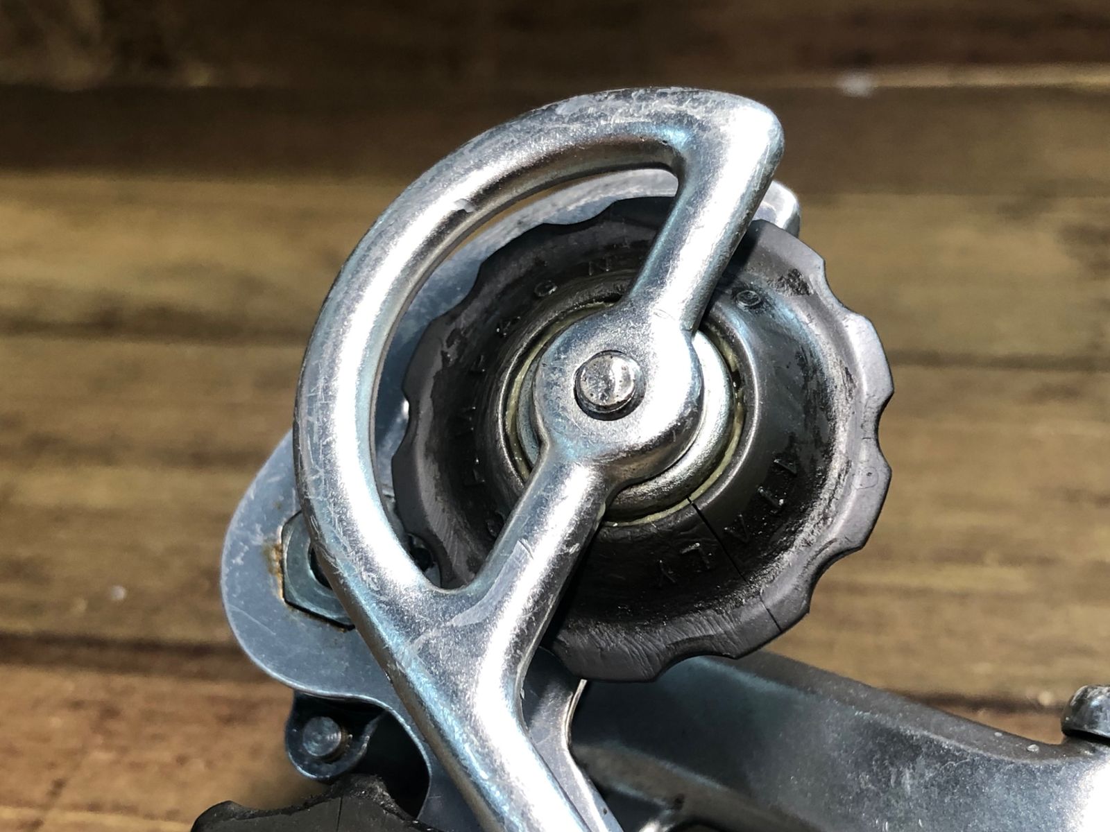 カンパニョーロ（Campagnolo）ヌーボ レコード リアディレーラー 新品 CAMPAGNOLO 「カンパニョーロ」 NUOVO RECORD リアディレイラー / 中