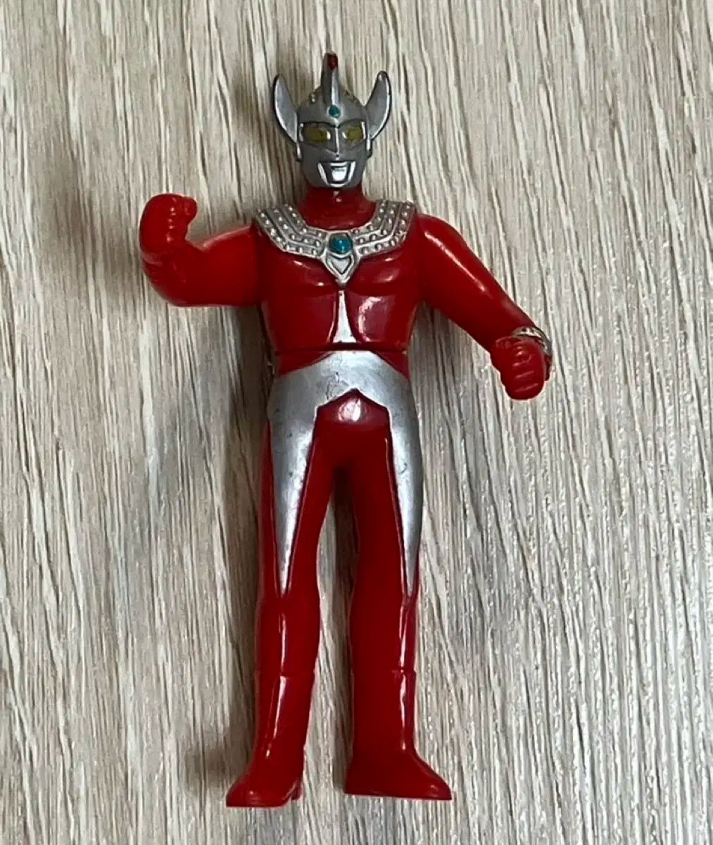 レトロ # 2114 ウルトラマン 4 ティガ 95 年 フィギュア バンダイ