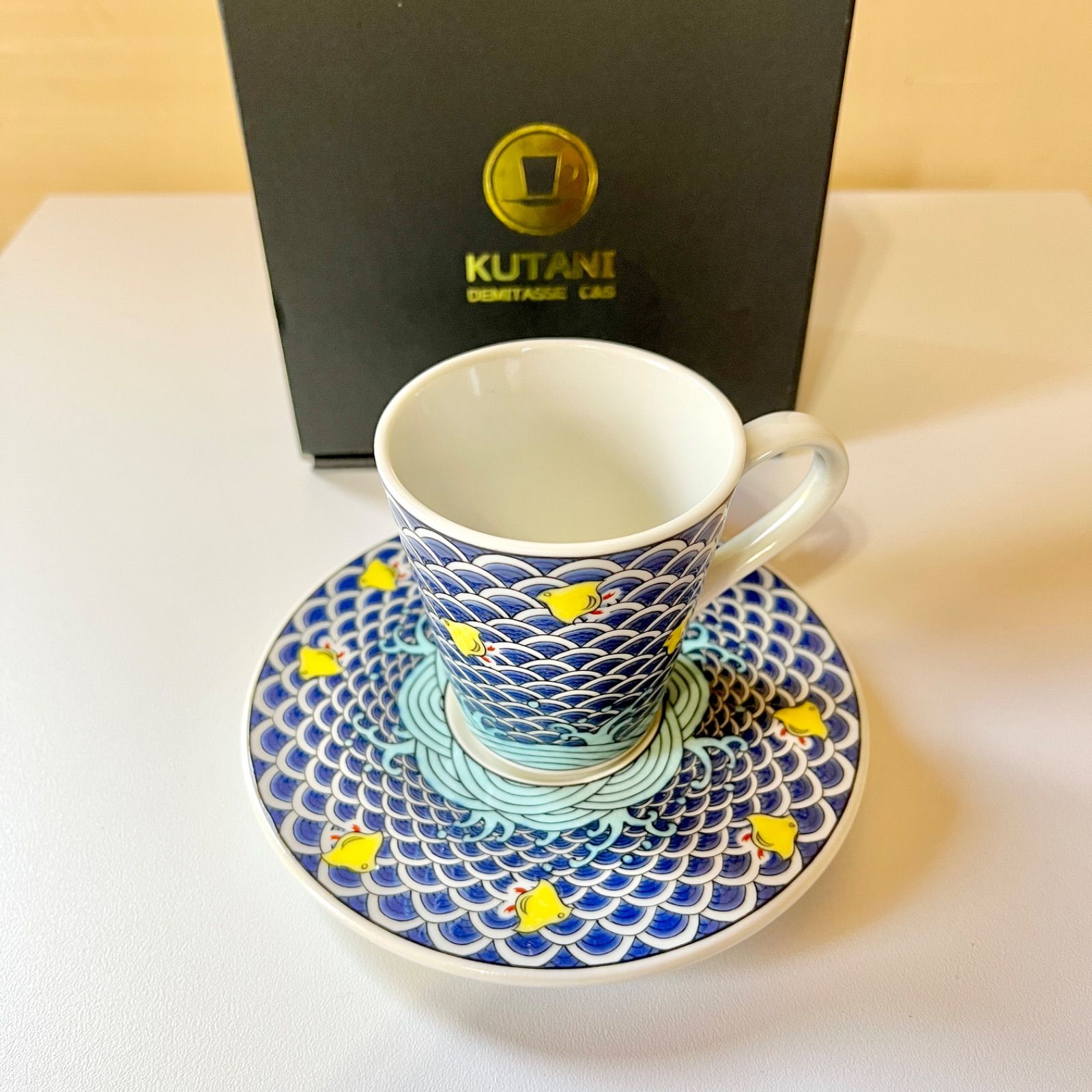 九谷焼　カラフルな絵柄のカップ&ソーサー 九谷焼 カラフルな絵柄のカップ&ソーサー 1600Img0106.jpg?v