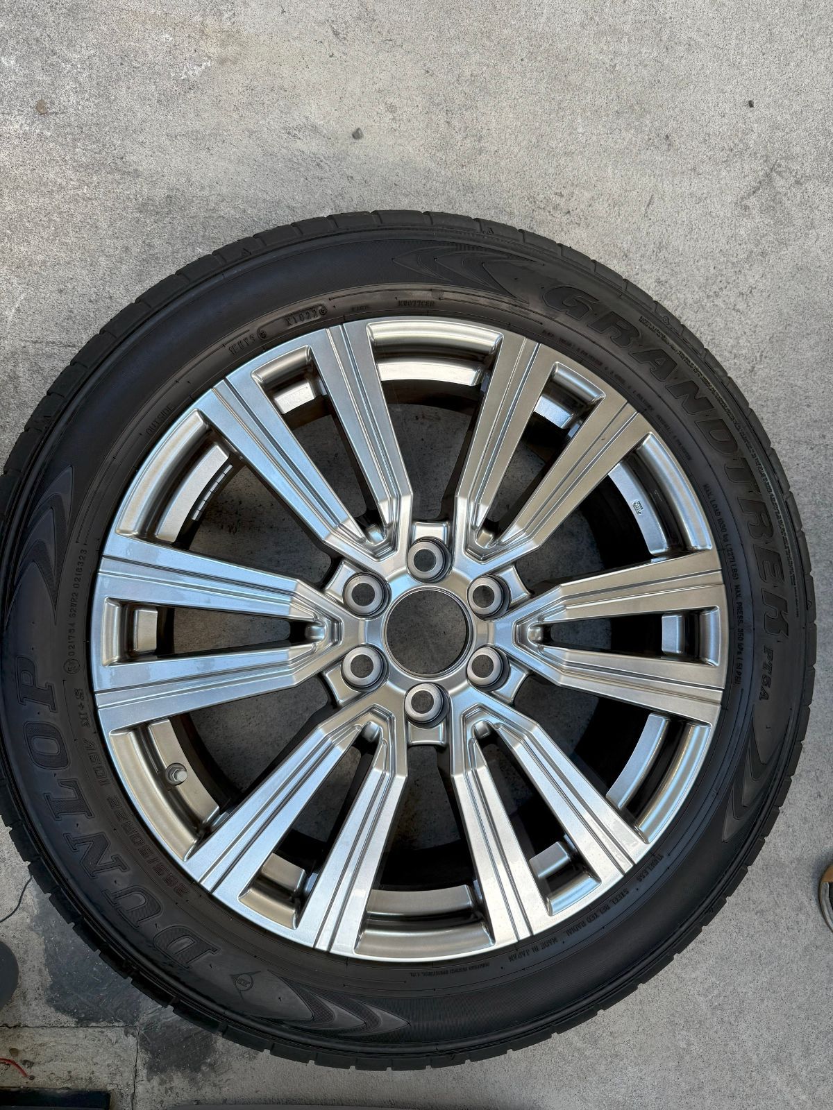 レクサス LX600 エグゼクティブ 純正 22インチ タイヤ ホイールセット ダンロップ グランドトレック PT5A 265 50R22 LEXUS LX700h