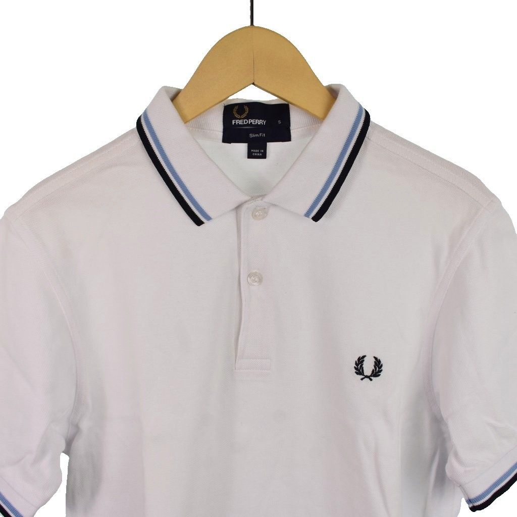 FRED PERRY✨フレッドペリー　ポロシャツ　プリーツ袖　ホワイト　白　刺繍 FRED PERRY（フレッドペリー）の「[FRED PERRY/フレッドペリー