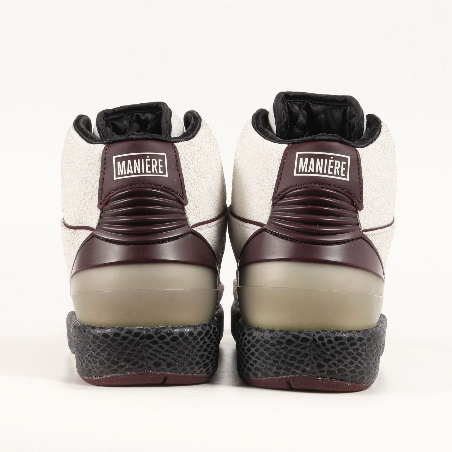 かやけいむ【中古】A MA MANIÉRE × NIKE AJ2 Air Jordan 2 Retro A Ma Maniere DO7216-100 - Size Men 8.5