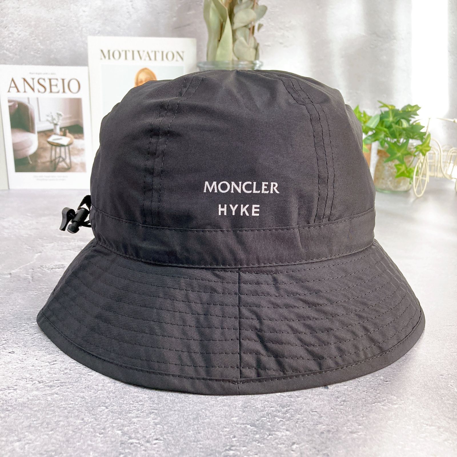 定価61,600 4 MONCLER HYKE モンクレール バケットハット ユニセックス