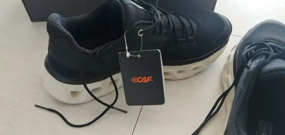 LECAF