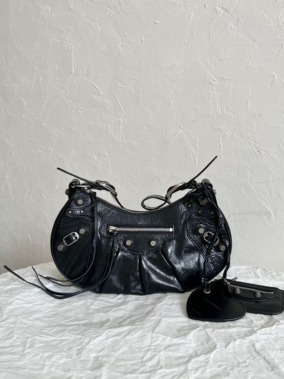 BALENCIAGA