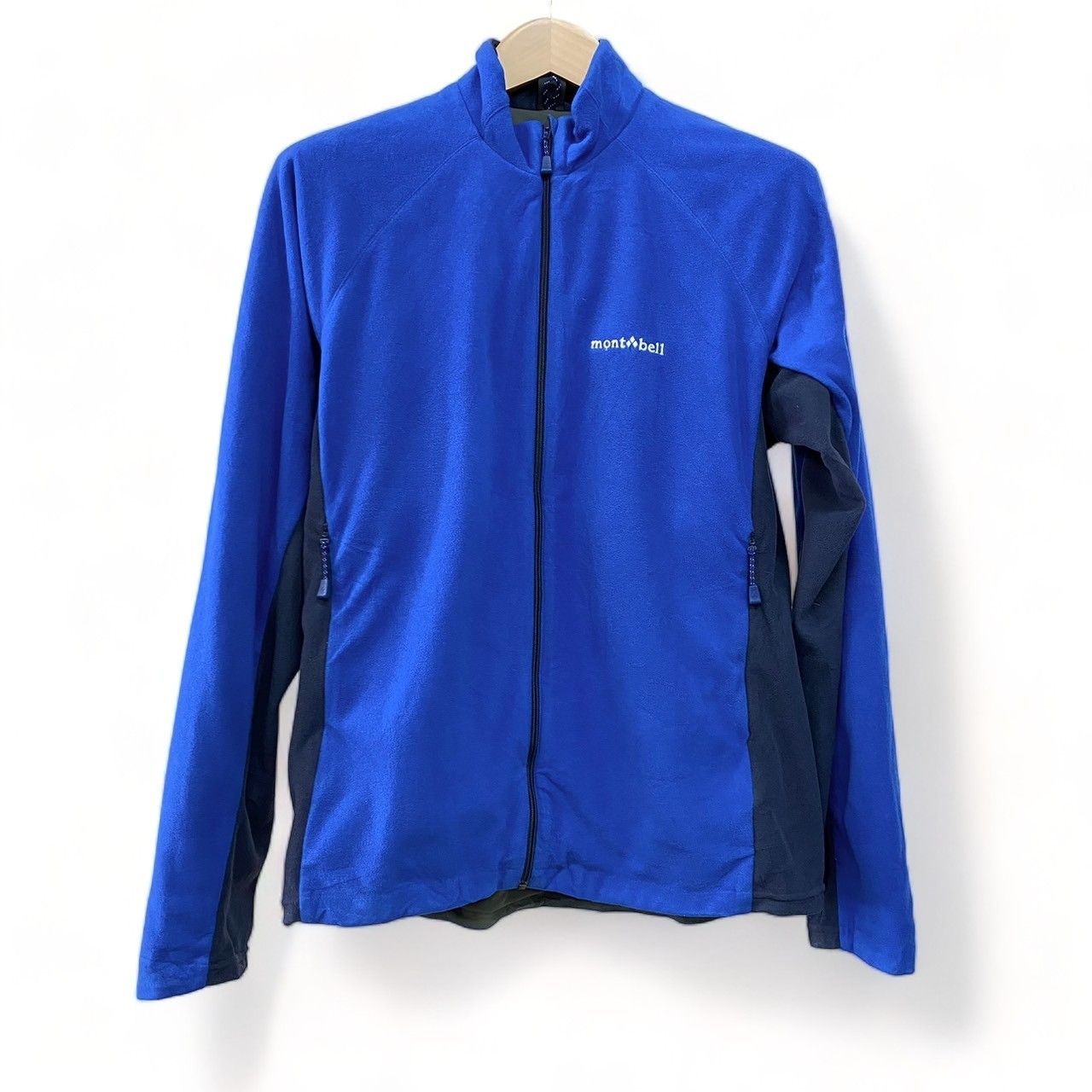 美品　mont-bell ウィンタースポーツジャケット ネイビー/ライム 美品 mont-bell ウィンタースポーツジャケット ネイビー/ライム