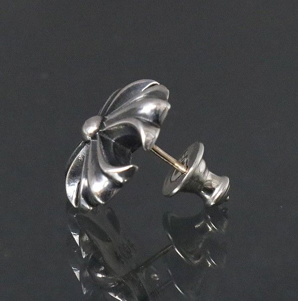 STUD LRG #4CH PLS/スタッドラージCHプラスピアス（CHROME