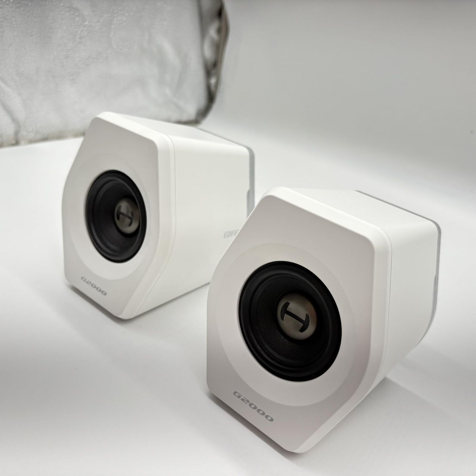 001白/Edifier G2000 ゲーミング スピーカー パソコン PS5 Edifier