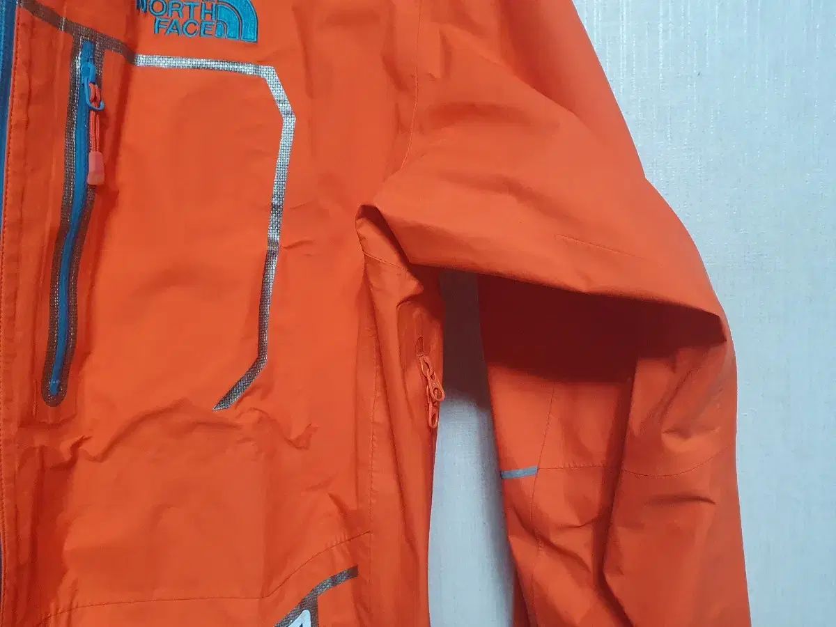 メンズ 100 THE NORTH FACE ザ ノース フェイス ウィンドブレーカー