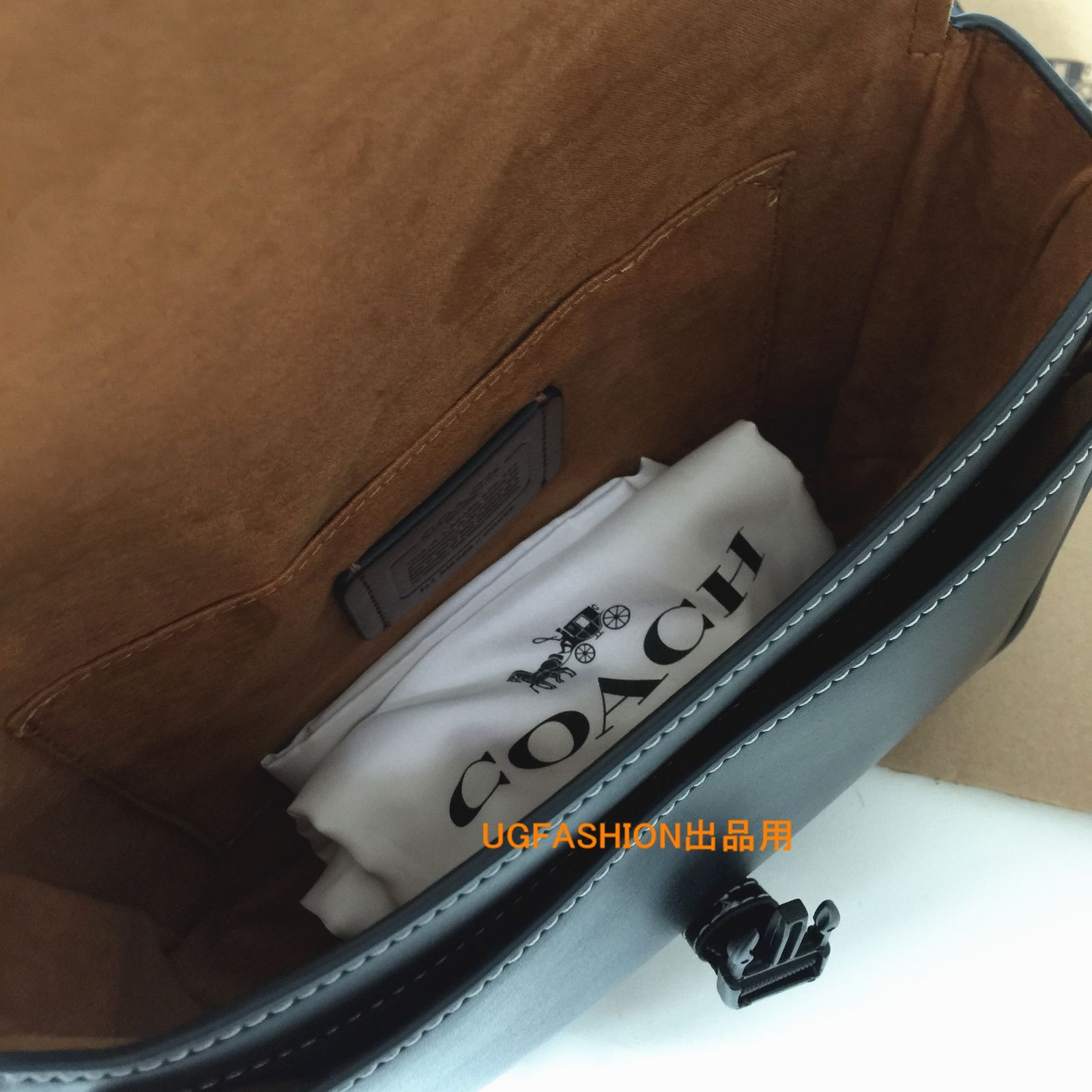 ＜コーチバッグ＞COACH/コーチバッグ ショルダーバッグ CR098 ブラック メッセンジャーバッグ クロスボディー レディースバッグ 斜めがけバッグ アウトレット品 紙袋付属　新品未使用