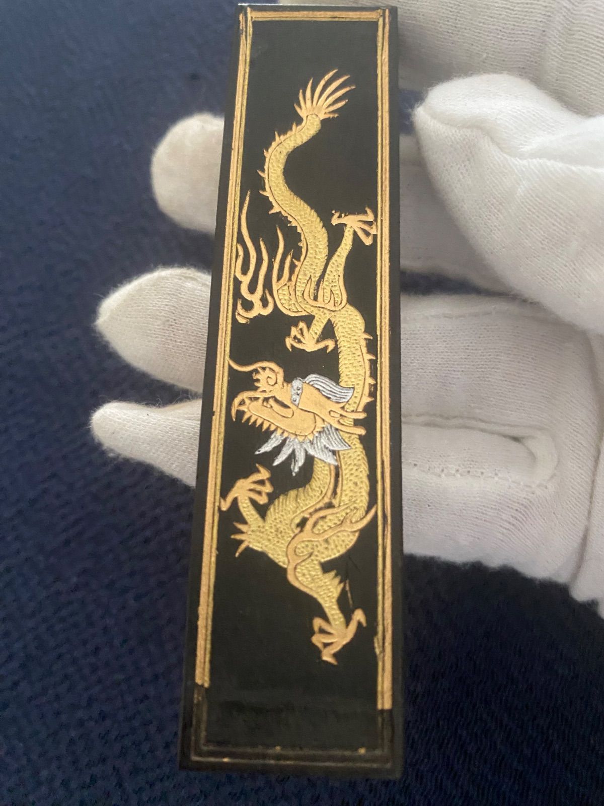 中国 高級墨　報春面墨　徽州欽具墨敝出品　超漆煙 中国 高級墨 報春面墨 徽州欽具墨敝出品 超漆煙