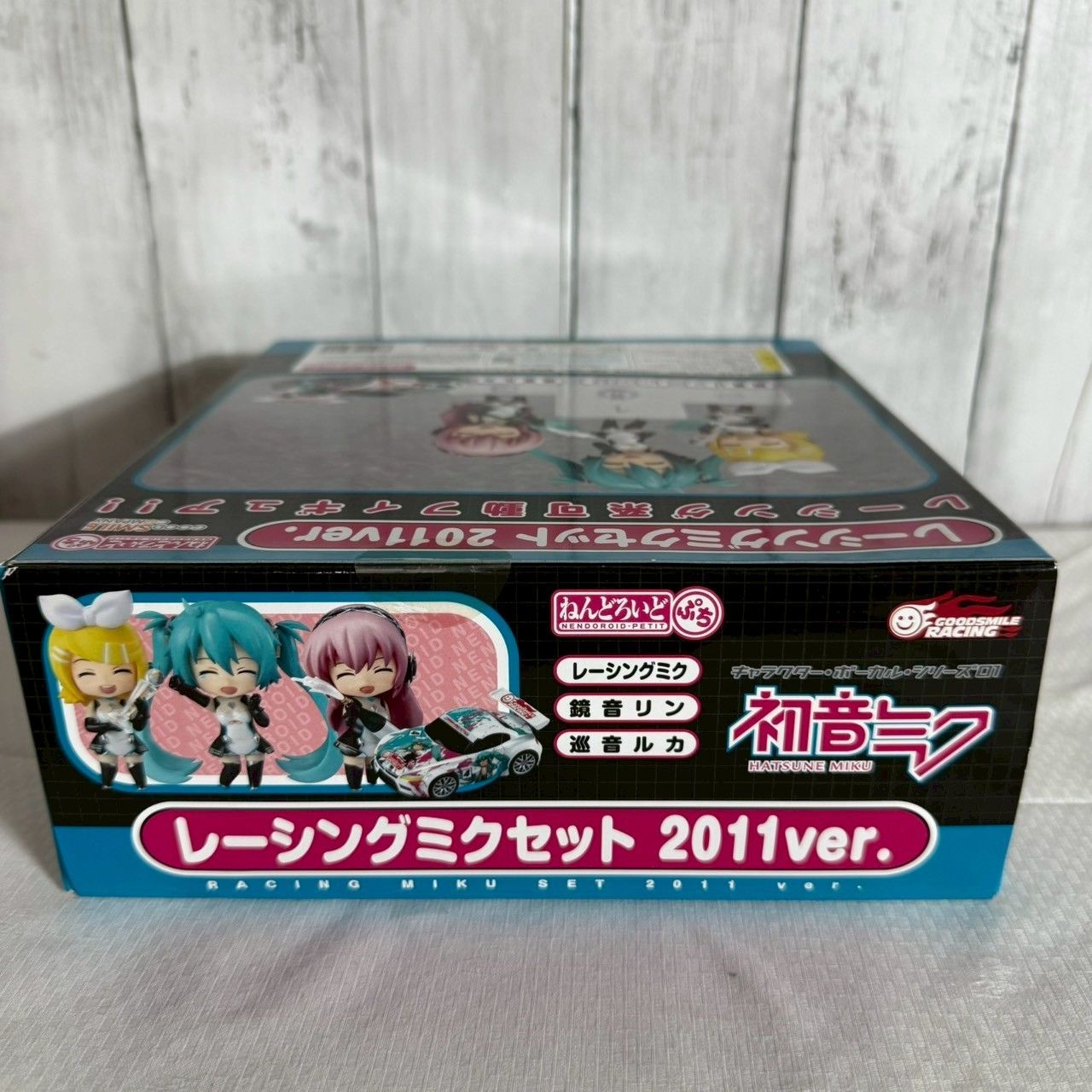 初音ミク、鏡音リン、鏡音レン、巡音ルカ　ねんどろいどセット 値下げ交渉歓迎 ボーカロイド 初音ミク 鏡音リン 巡音ルカ