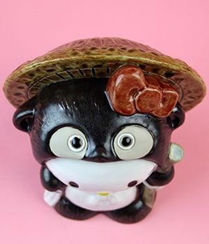 新品　信楽焼き　たぬき ハローキティ　狸 　陶器　タヌキ 信楽焼 ハローキティー狸（陶器） : ケィディーディーストア