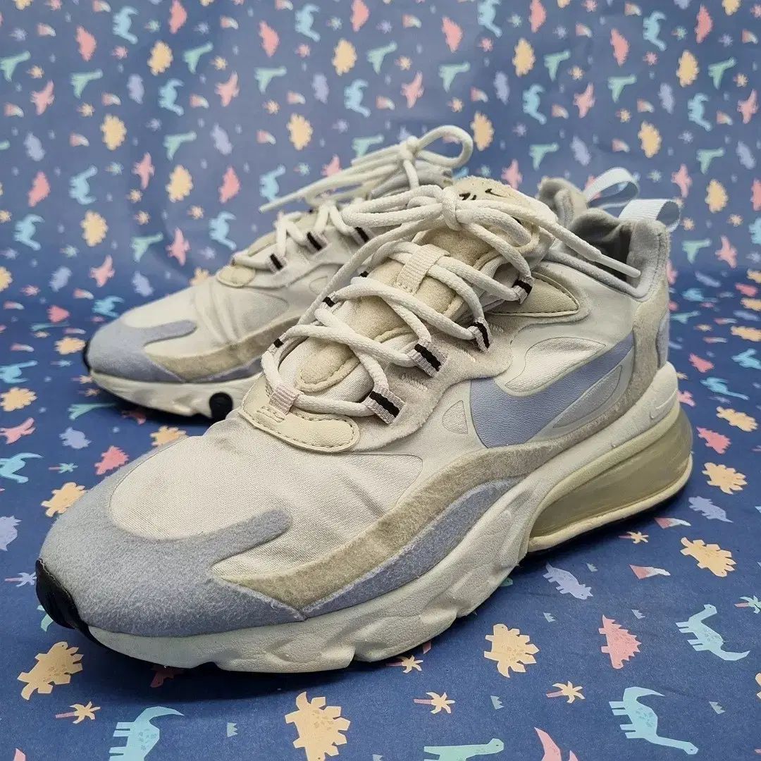 【雷市場（ポンジャン）商品韓国直送】 NIKE(ナイキ) エアマックス 270 リアクト レディーススニーカー 235