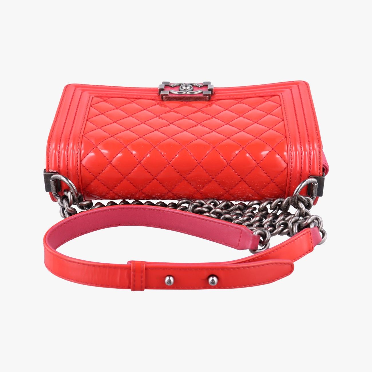 シャネルChanelボーイシャネルピンクパテントA6708617870145