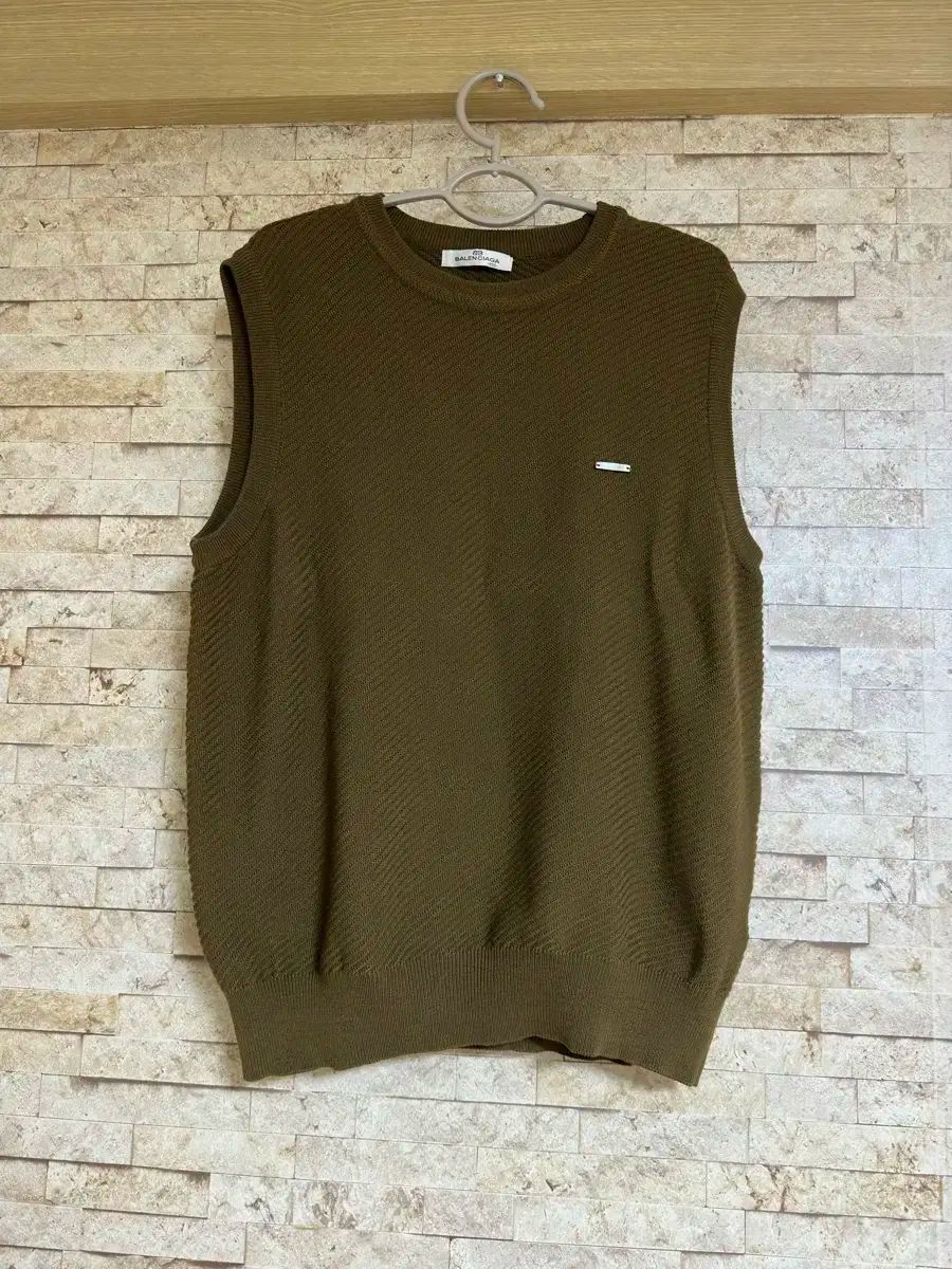 BALENCIAGA バレンシアガ カーキベスト 100