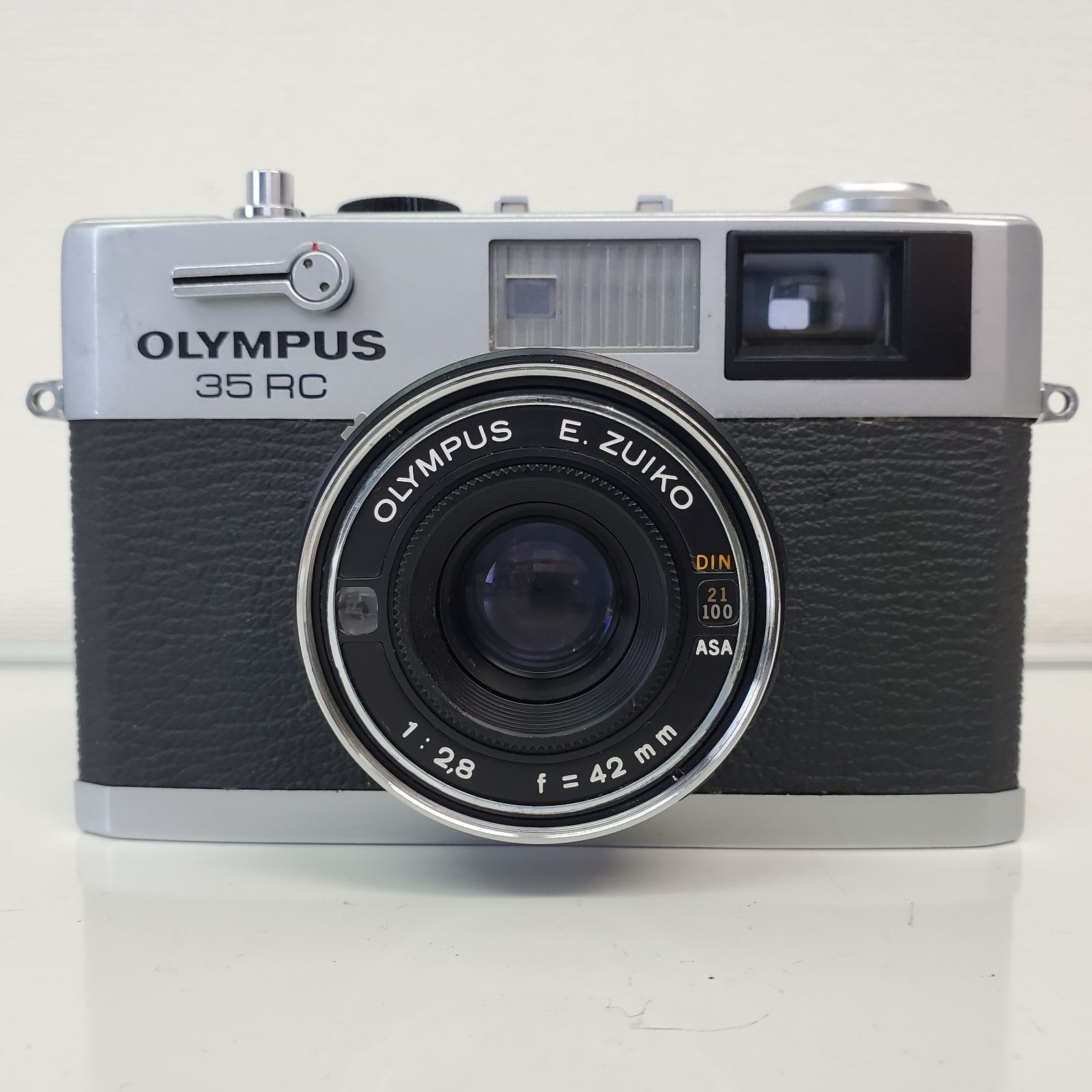 （動作確認）こだわりのオリンパス35RC  希少取説とオリンパスフードフィルター 動作確認）こだわりのオリンパス35RC 希少取説とオリンパス